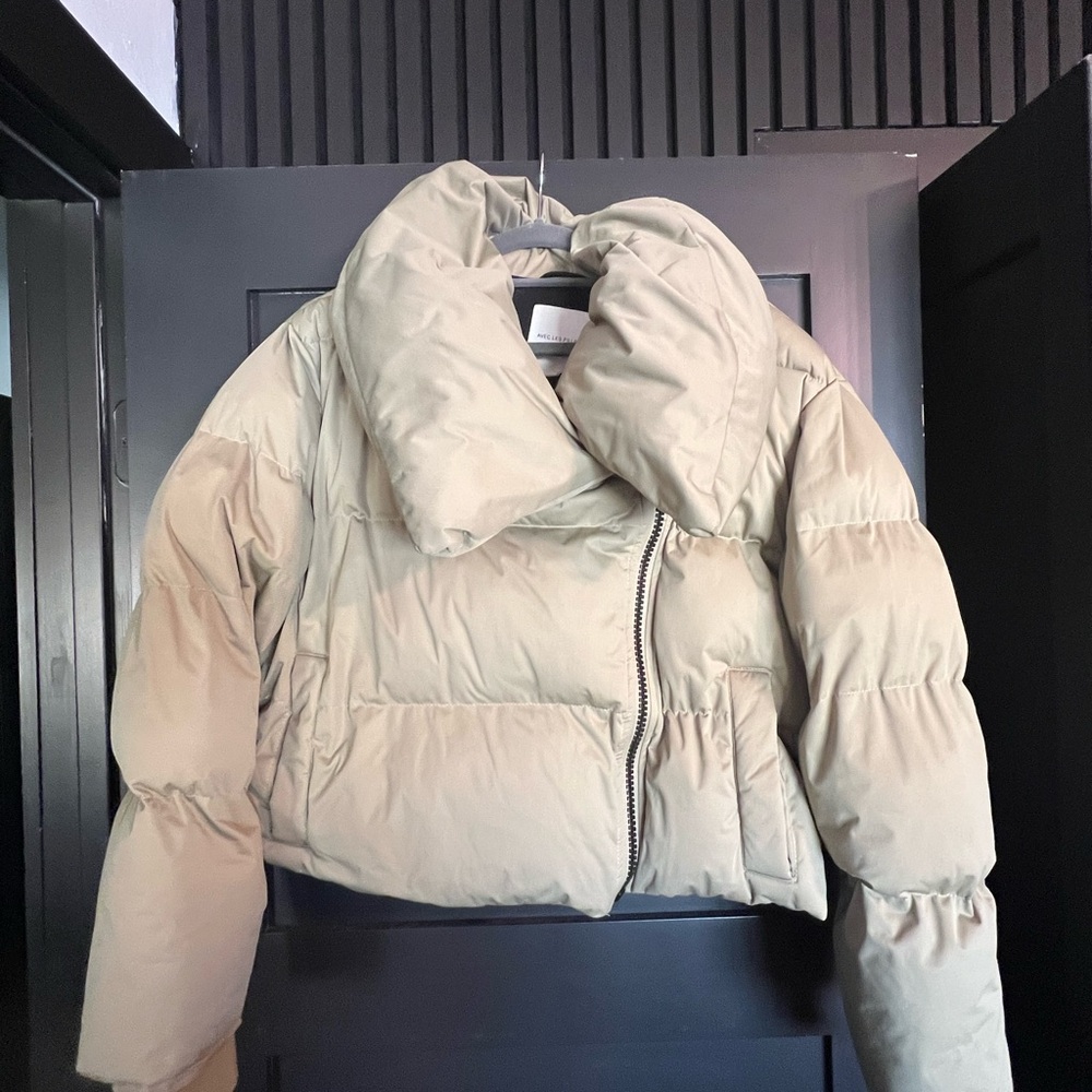 Women's Cropped Puffer Jacket in Olive Green